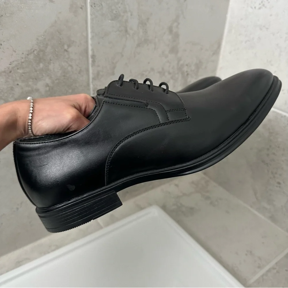 Perry Ellis Men’s FLEX Dress Shoe Size 11.5